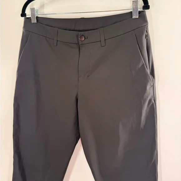 EUC Lululemon Black Commission slim Fit Pants